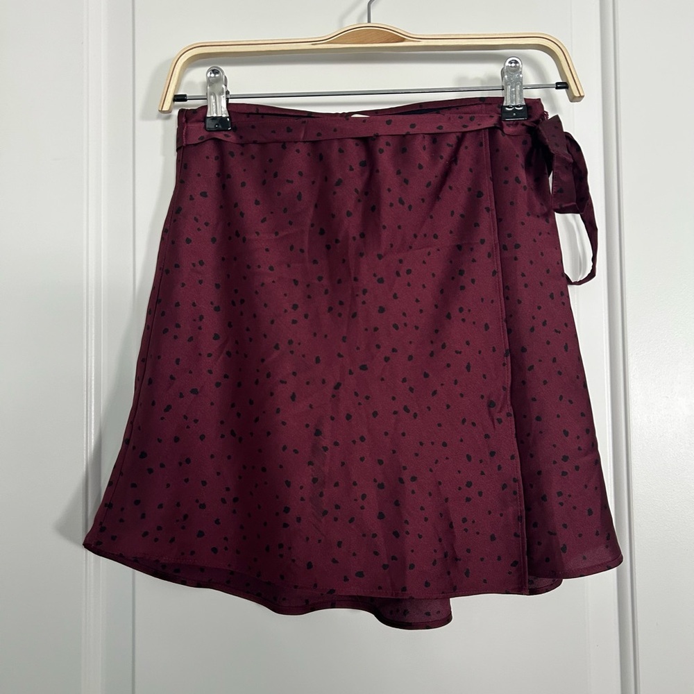 Abercrombie Satin Faux Wrap Maroon Burgundy Skirt - Picture 2 of 4
